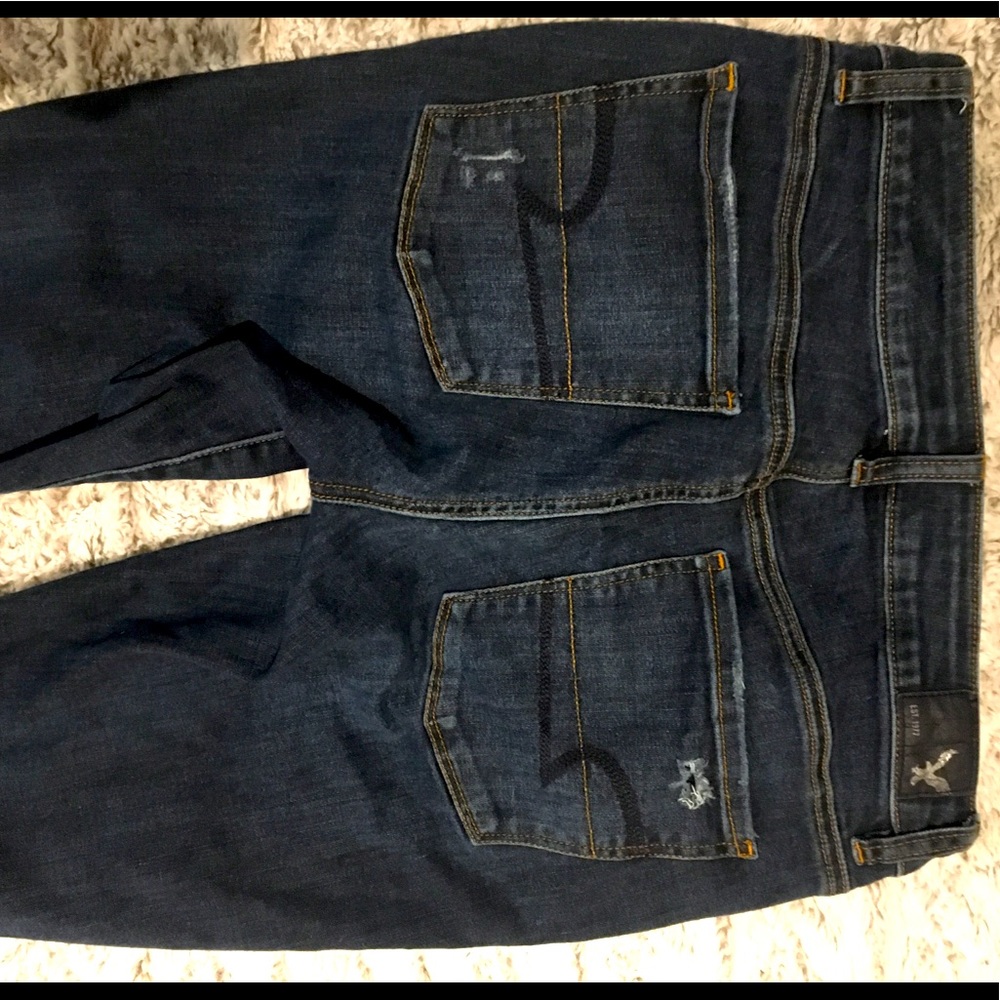 American Eagle distressed jeans - Picture 2 of 4